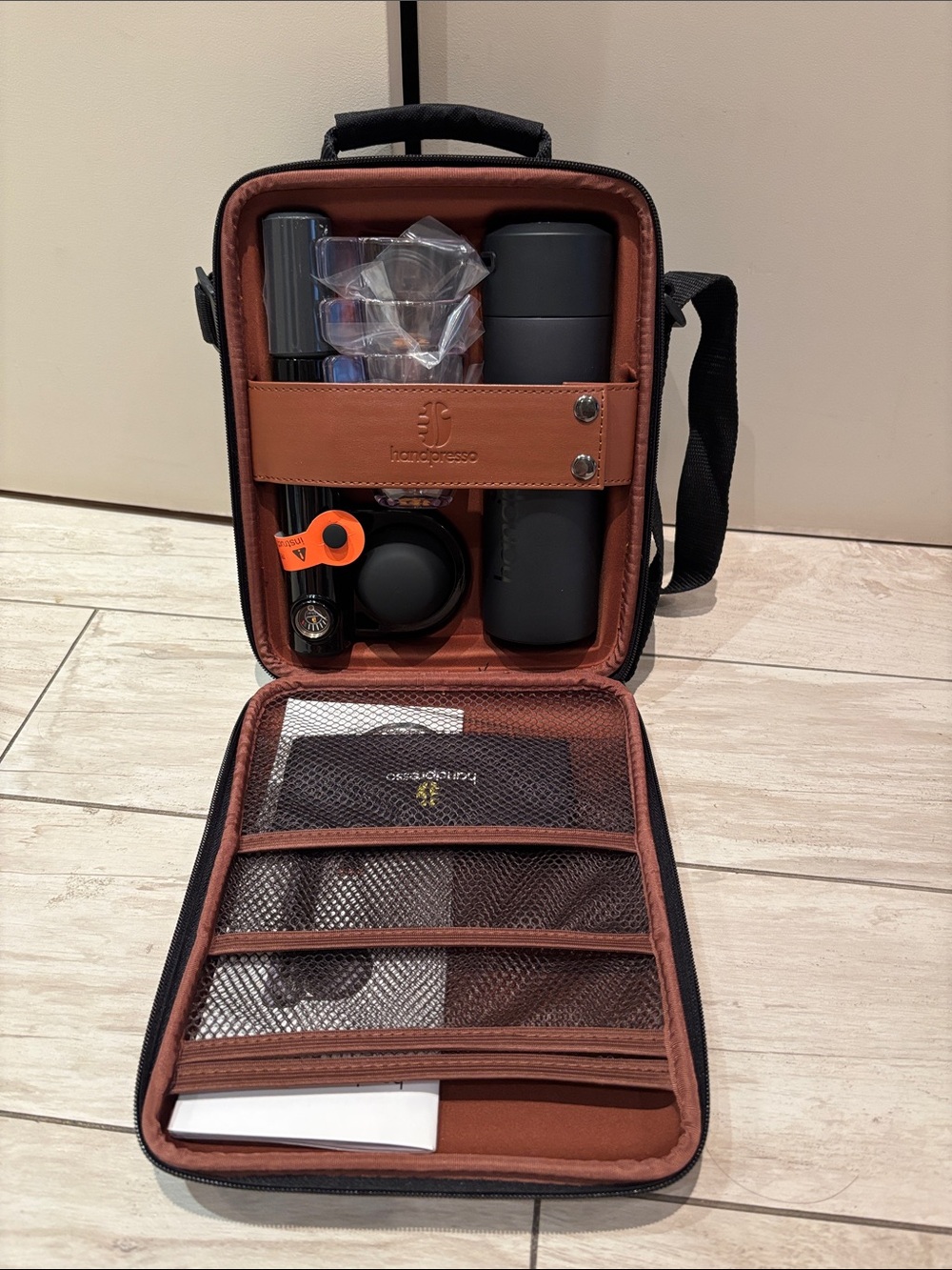 Handpresso Travel Espresso Coffee Kit in Brown